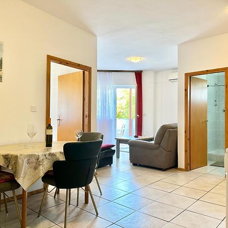 Apartments Dugonjic Umag Luaran gambar