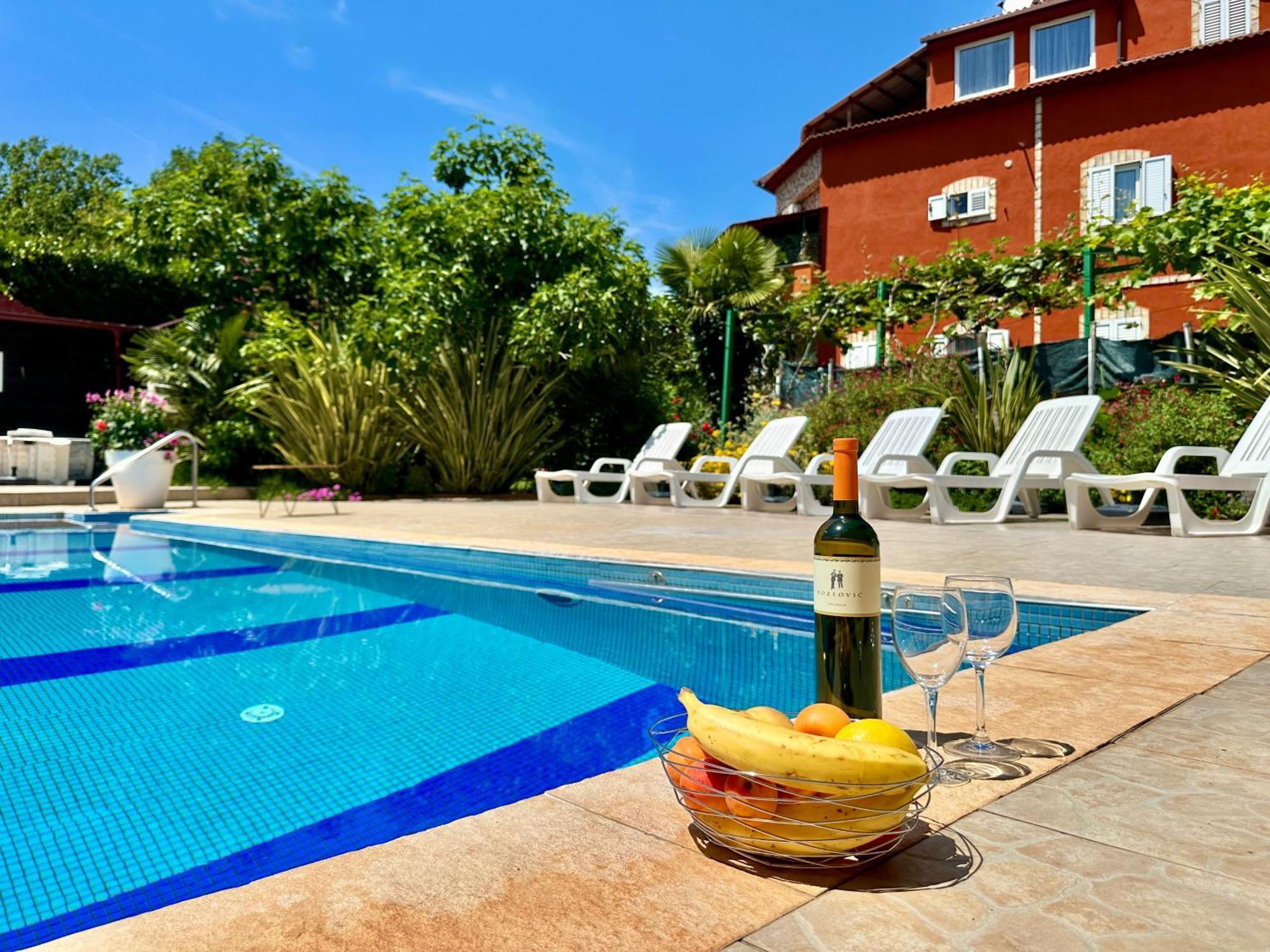 Apartments Dugonjic Umag Luaran gambar